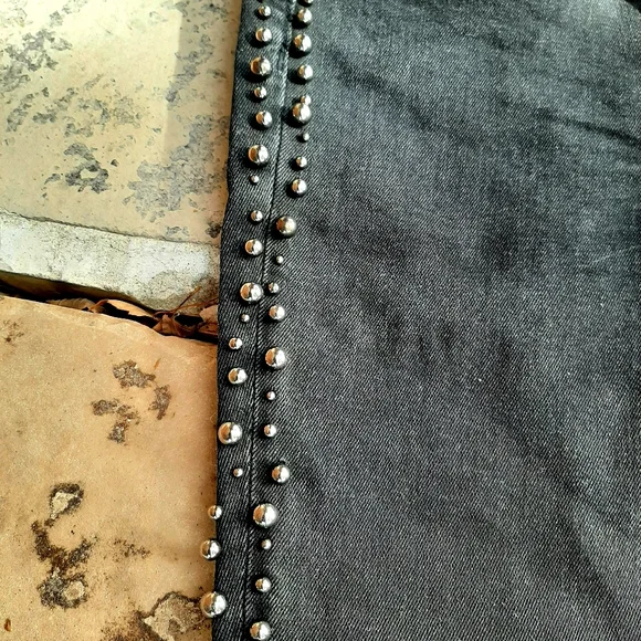 Awesome studded driftwood jeans. - Picture 4 of 4
